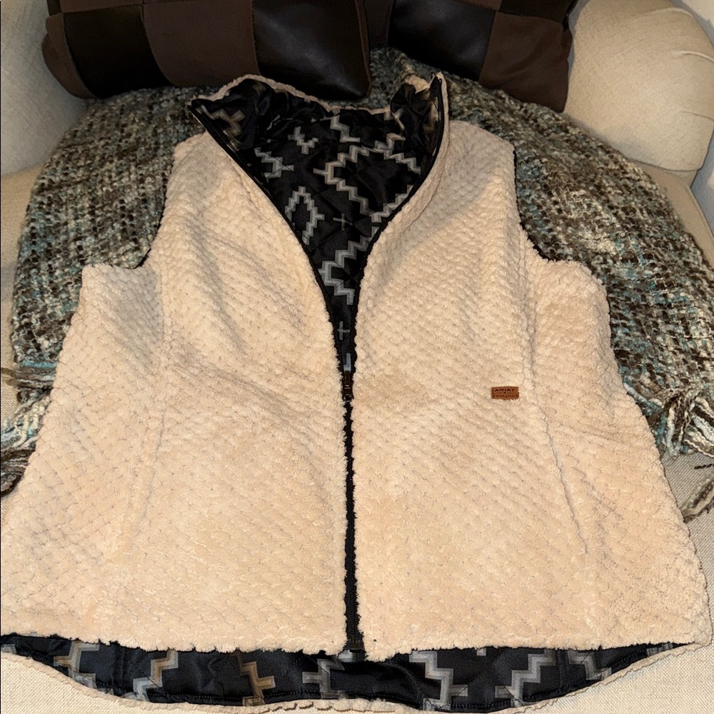 Ariat x Pendleton Women's Reversible Vest